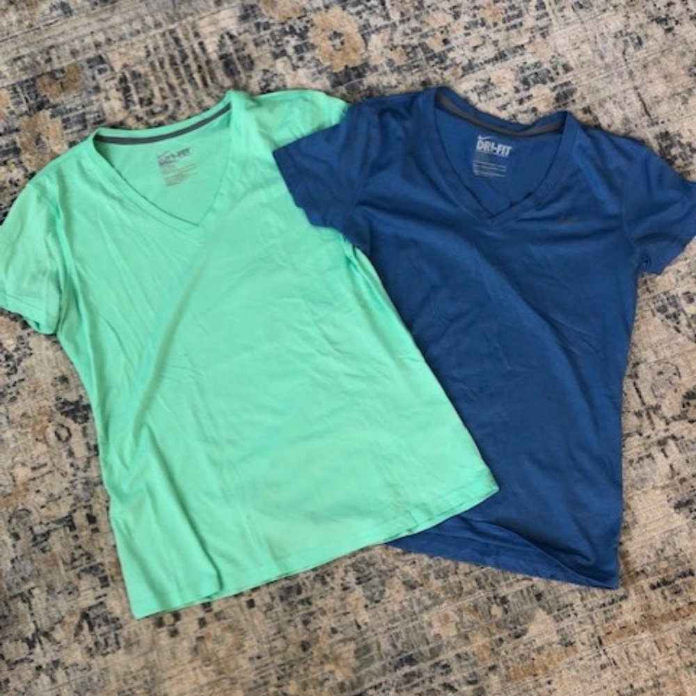 Nike Women's Dry Fit Short Sleeve Shirt Bundle